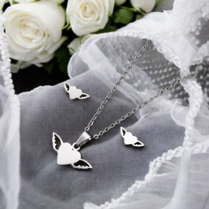 Flying Heart Pendant Set